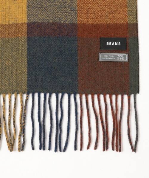 BEAMS（ビームス）の「ブロックチェック リバーシブル マフラー（マフラー・メンズ・ブラウン系その他5/ネイビー/チャコールグレー・ONE SIZE）」の6枚目の写真