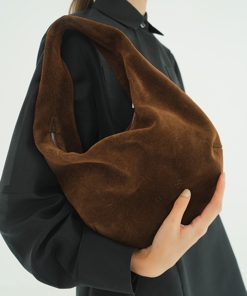 CLANE（クラネ）の「MOON SUEDE BAG（ハンドバッグ・レディース・ブラウン・F）」の3枚目の写真