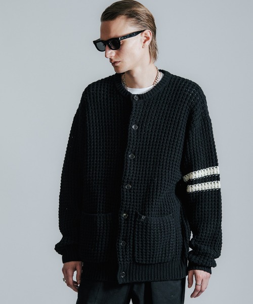 CRIMIE（クライミー）の「BIG WAFFLE BORDER KNIT CARDIGAN（ニット/セーター・メンズ・ブラック×ホワイト・L/XL）」の8枚目の写真