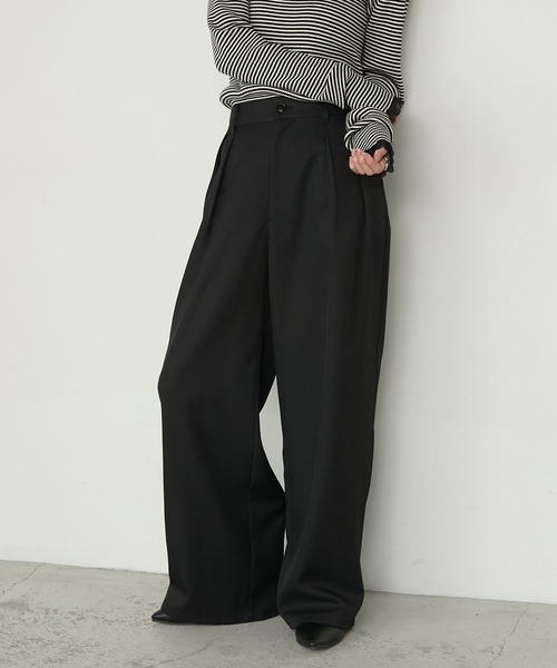 【なおさん専用】スヌード+MONOMARTシャツ+パンツ3着+不要シャツ・靴下 なおさん専用】スヌード+MONOMARTシャツ+パンツ3着+不要シャツ