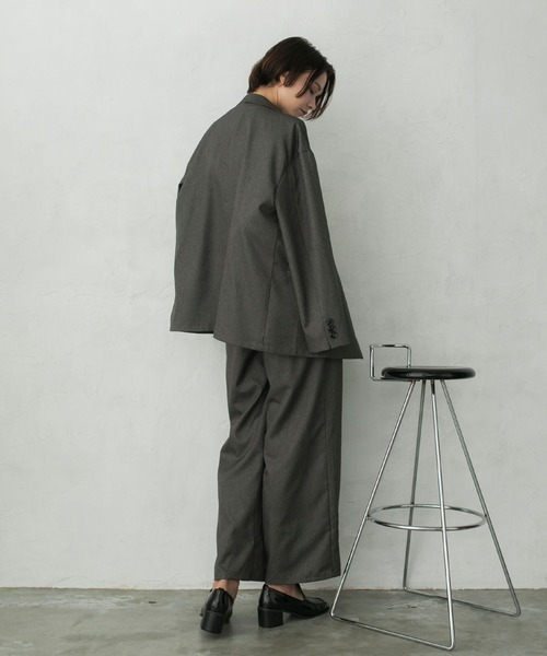 forksy.(フォルクシー)の「【forksy.】ダブルタックワイドスラックスパンツ<セットアップ対応>(スラックス・レディース・ダークブラウン/ブラック/ライトベージュ/チャコールグレー・M/L)」の13枚目の写真