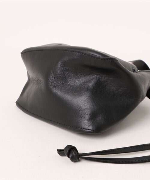 ONE.(ワンドット)の「【ONE. /ワンドット】/ ワンハンドルレザーハンドBAG/ ONE-004(ショルダーバッグ・メンズ・ブラック・FREE)」の3枚目の写真