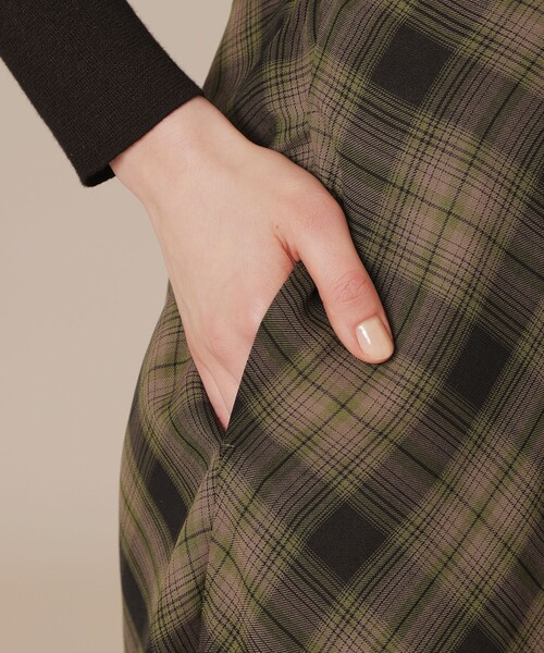 MACKINTOSH LONDON（マッキントッシュ ロンドン）の「ウォッシャブルウールビエラスカート（スカート・レディース・ブラック/グリーン系その他4/ベージュ・36/38）」の12枚目の写真