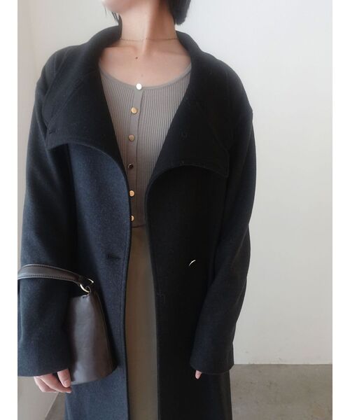 LAGUNAMOON(ラグナムーン)の「ボタンニットドッキングナローワンピース(ワンピース・レディース・カーキ/アイボリー・SMALL/MEDIUM)」の8枚目の写真