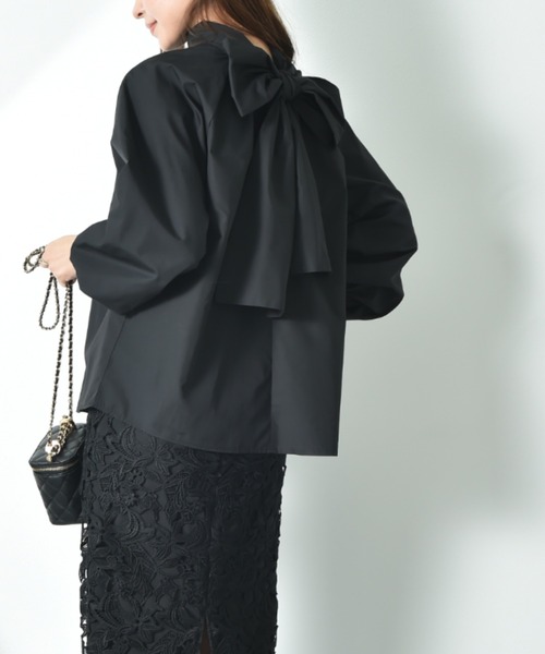 INTERPLANET（インタープラネット）の「ＴＣブロードＢＩＧリボン前後２ＷＡＹブラウス（シャツ/ブラウス・レディース・ブルー/オフホワイト/ブラック・FREE）」の2枚目の写真