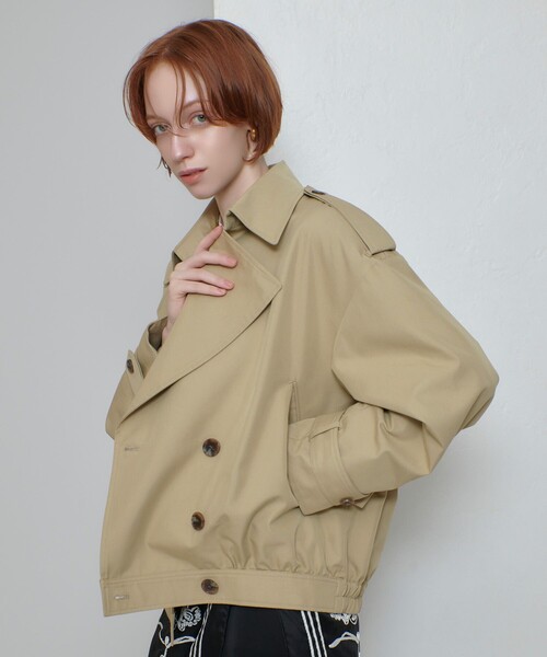 allureville(アルアバイル)の「トレンチブルゾン(トレンチコート・レディース・ベージュ・2)」の4枚目の写真