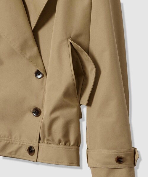 allureville(アルアバイル)の「トレンチブルゾン(トレンチコート・レディース・ベージュ・2)」の8枚目の写真