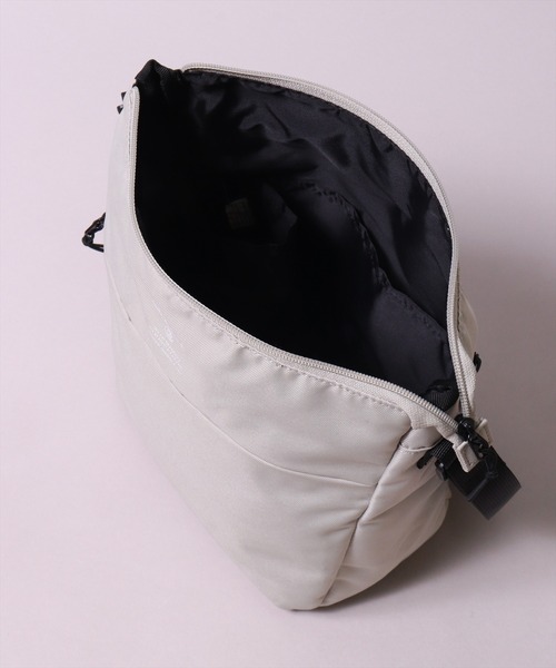 anello（アネロ）の「(LF)【anello】4ポケット シンプル 縦長 ショルダーバッグ（ショルダーバッグ・レディース・ネイビー/ライトベージュ/ブラック・ONE SIZE）」の15枚目の写真