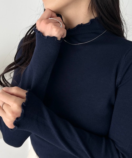 CLEA(クレア)の「メロウフリル長袖トップス(Tシャツ/カットソー・レディース・ネイビー/オレンジ/ブラウン/ワインレッド/ライトグレー/ホワイト/ブラック/アイボリー/チャコールグレー/グレー/ピンク/ライトイエロー/ラベンダー/ライトブルー・FREE)」の9枚目の写真