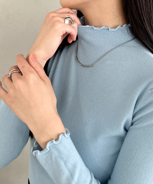 CLEA(クレア)の「メロウフリル長袖トップス(Tシャツ/カットソー・レディース・ネイビー/オレンジ/ブラウン/ワインレッド/ライトグレー/ホワイト/ブラック/アイボリー/チャコールグレー/グレー/ピンク/ライトイエロー/ラベンダー/ライトブルー・FREE)」の18枚目の写真