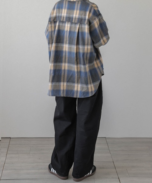 La-gemme(ラジェム)の「パネルラインアシンメトリーワイドパンツ(その他パンツ・レディース・ブラック/オリーブ/ホワイト・M/L)」の11枚目の写真