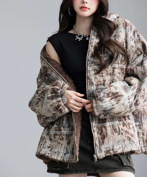 ボア×ニュアンス柄 リバーシブルフーディジャケット（ムートンコート