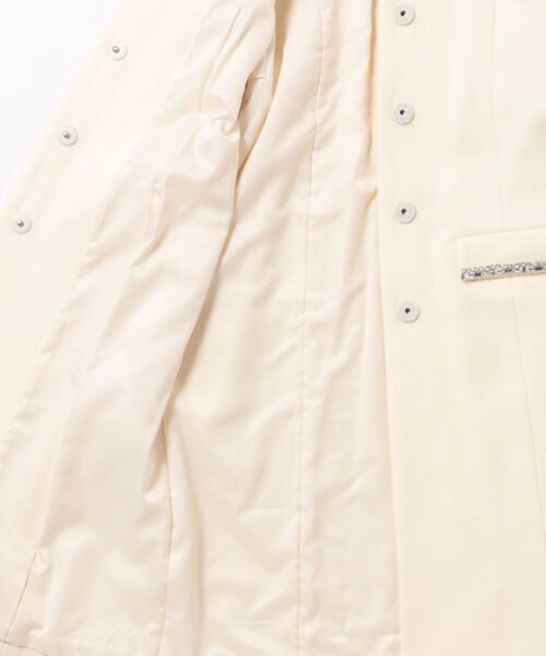 Chesty(チェスティー)の「ビジューウールロングコート(ノーカラーコート・レディース・ブラック/ホワイト・1/0)」の4枚目の写真