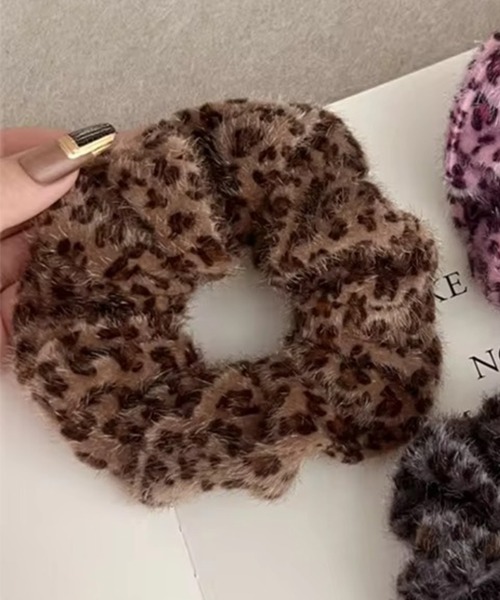 BARELY BLUE / ベアリーブルー 】 レオパード フェイク ファー