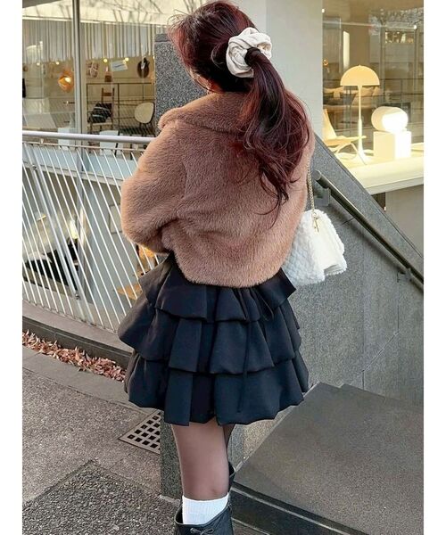 RESEXXY(リゼクシー)の「フェイクファーダッフルブルゾン(ブルゾン・レディース・アイボリー/ブラック/ブラウン・FREE)」の15枚目の写真