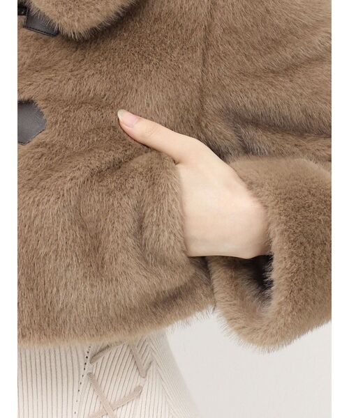 RESEXXY（リゼクシー）の「フェイクファーダッフルブルゾン（ブルゾン・レディース・アイボリー/ブラック/ブラウン・FREE）」の14枚目の写真