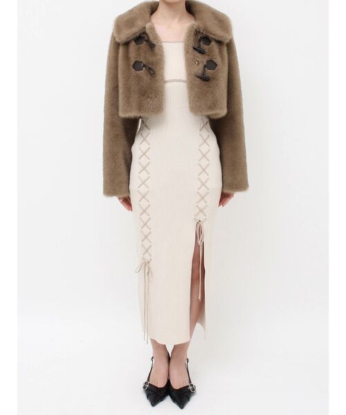 RESEXXY（リゼクシー）の「フェイクファーダッフルブルゾン（ブルゾン・レディース・アイボリー/ブラック/ブラウン・FREE）」の6枚目の写真