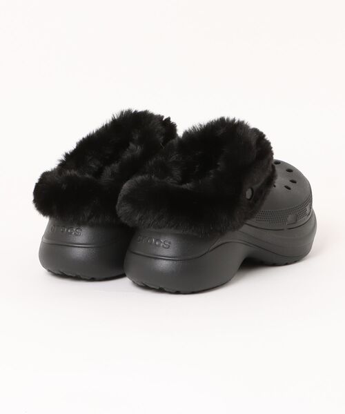 crocs（クロックス）の「クロックス ベイ ラインド クロッグ / crocs Bae Lined Clog（サンダル・レディース・ブラック/ホワイト・26cm/27cm/21cm/22cm/23cm/24cm/25cm）」の3枚目の写真