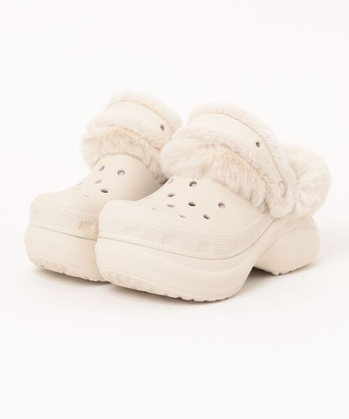 crocs（クロックス）の「クロックス ベイ ラインド クロッグ / crocs Bae Lined Clog（サンダル・レディース・ブラック/ホワイト・26cm/27cm/21cm/22cm/23cm/24cm/25cm）」の5枚目の写真