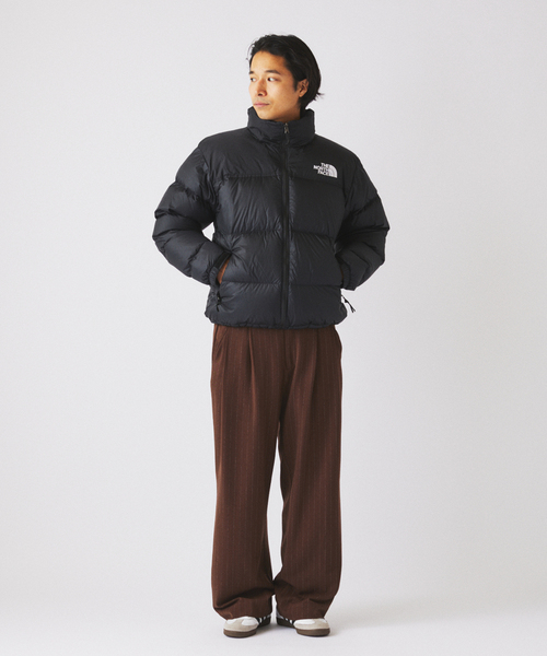 THE NORTH FACE(ザノースフェイス)の「THE NORTH FACE / ノースフェイス ヌプシ ジャケット ND92555(ダウンジャケット/コート・メンズ・チャコールグレー/ブラック/レッド・MEDIUM/LARGE)」の4枚目の写真