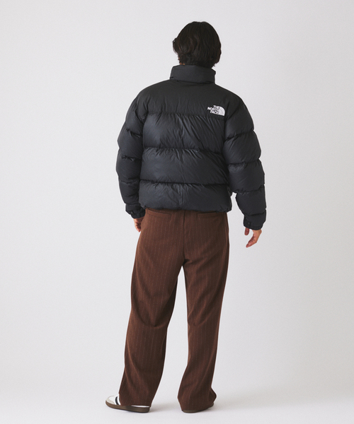 THE NORTH FACE(ザノースフェイス)の「THE NORTH FACE / ノースフェイス ヌプシ ジャケット ND92555(ダウンジャケット/コート・メンズ・チャコールグレー/ブラック/レッド・MEDIUM/LARGE)」の9枚目の写真