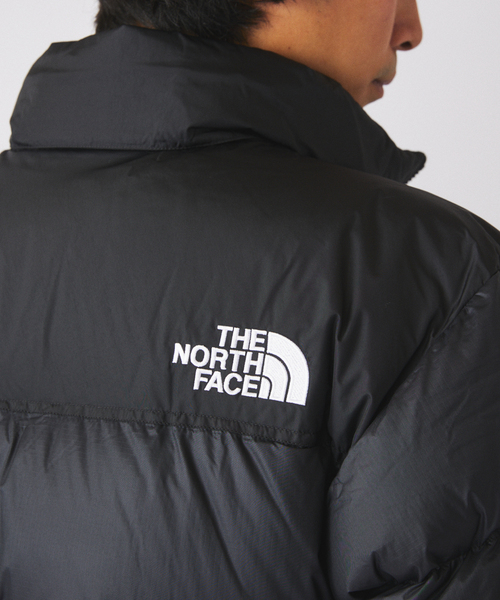 THE NORTH FACE(ザノースフェイス)の「THE NORTH FACE / ノースフェイス ヌプシ ジャケット ND92555(ダウンジャケット/コート・メンズ・チャコールグレー/ブラック/レッド・MEDIUM/LARGE)」の16枚目の写真