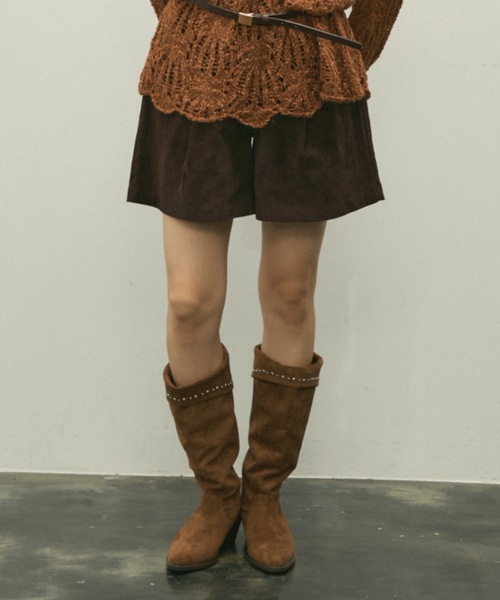 Lutim by u(ルチバイユー)の「Minimal studs 2way long boots / ミニマルスタッズ2wayロングブーツ(ブーツ・レディース・ベージュ/キャメル/ブラック・23.5/24.5)」の1枚目の写真