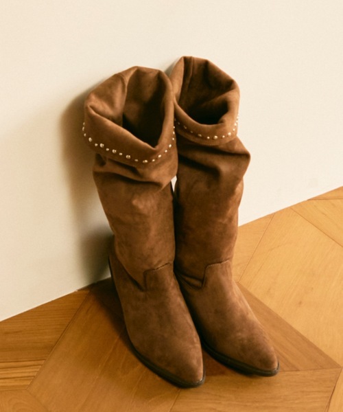 Lutim by u(ルチバイユー)の「Minimal studs 2way long boots / ミニマルスタッズ2wayロングブーツ(ブーツ・レディース・ベージュ/キャメル/ブラック・23.5/24.5)」の10枚目の写真