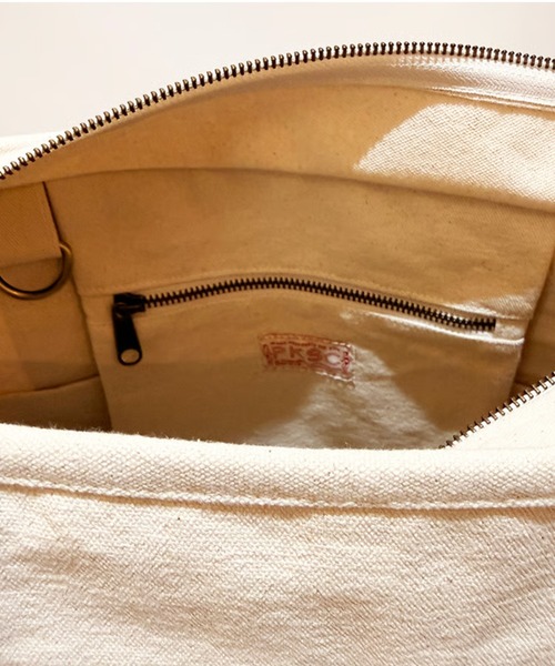 StPT(エスティーピーティー)の「【PKSC/ポンコツスイングクラブ】SWING CLUB ノラリクラリ LOCKER BAG トートバッグ ロッカーバッグ 開口部ジップ付き(トートバッグ・メンズ・アイボリー/ブラック・FREE)」の7枚目の写真
