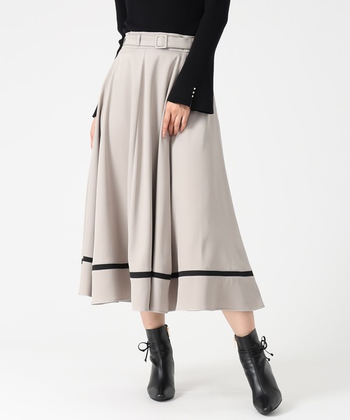 MISCH MASCH（ミッシュマッシュ）の「裾配色フレアスカート（スカート・レディース・ライトグレー/ブラック/ワイン/チャコールグレー・S/M）」の6枚目の写真