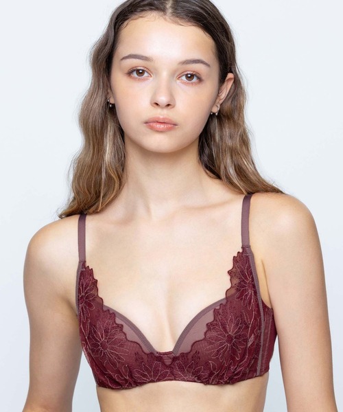 AMPHI（アンフィ）の「「otona MUSEコラボ」「BRAGENIC ブラジェニック ぴたっとフィットタイプ」　ノンワイヤーブラ（ブラジャー・レディース・サックスブルー/レッド/グリーン/アイボリー/ブラウン・C70/C65/B75/B70/B65/A75/A70/F75/F70/F65/E80/E75/E70/E65/D80/D75/D70/D65/C80/C75）」の5枚目の写真