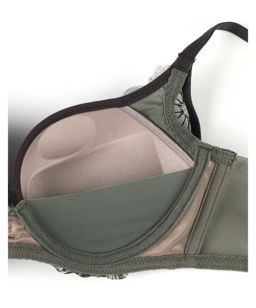 AMPHI（アンフィ）の「「otona MUSEコラボ」「BRAGENIC ブラジェニック ぴたっとフィットタイプ」　ノンワイヤーブラ（ブラジャー・レディース・サックスブルー/レッド/グリーン/アイボリー/ブラウン・C70/C65/B75/B70/B65/A75/A70/F75/F70/F65/E80/E75/E70/E65/D80/D75/D70/D65/C80/C75）」の10枚目の写真