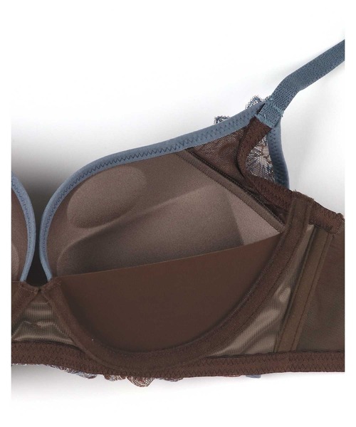 AMPHI（アンフィ）の「「otona MUSEコラボ」「BRAGENIC ブラジェニック ぴたっとフィットタイプ」　ノンワイヤーブラ（ブラジャー・レディース・サックスブルー/レッド/グリーン/アイボリー/ブラウン・C70/C65/B75/B70/B65/A75/A70/F75/F70/F65/E80/E75/E70/E65/D80/D75/D70/D65/C80/C75）」の14枚目の写真