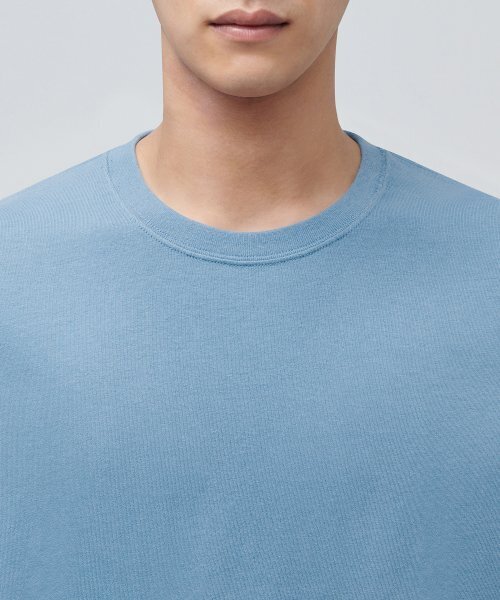 MUSINSA STANDARD（ムシンサスタンダード）の「クルーネック長袖Tシャツ [セリリアンブルー]（Tシャツ/カットソー・メンズ・その他・LARGE/XX-LARGE）」の3枚目の写真