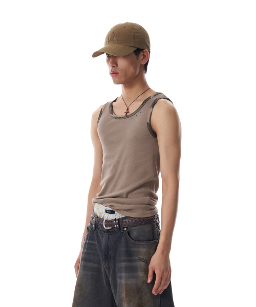 AAKAM(アーカム)の「Eyelet Contrast Camo Sleeveless (Beige)(Tシャツ/カットソー・レディース・その他・1/2)」の4枚目の写真