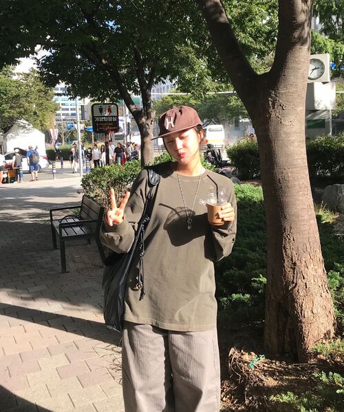 GAKKAI UNIONS（ガッカイユニオンズ）の「ツーポイントピグメントロングスリーブカーキモカ（Tシャツ/カットソー・レディース・その他・X-LARGE/SMALL/MEDIUM/LARGE）」の10枚目の写真