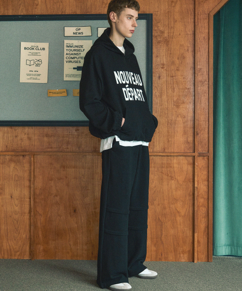 NODU（ノードユー）の「ヌーボーレタリングロゴフードTシャツ[ブラック]（パーカー・メンズ・その他・MEDIUM/LARGE）」の4枚目の写真
