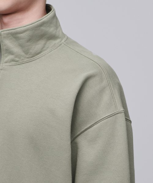 MUSINSA STANDARD（ムシンサスタンダード）の「オーバーサイズハーフジップスウェットシャツ[ピスタチオ]（スウェット・メンズ・その他・SMALL/MEDIUM/LARGE/XX-LARGE/X-LARGE）」の7枚目の写真