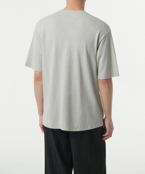 MUSINSA STANDARD（ムシンサスタンダード）の「リネンブレンドリラックスクルーネックTシャツ[マッシュルーム]（Tシャツ/カットソー・メンズ・その他・LARGE/MEDIUM/SMALL/X-LARGE/XX-LARGE）」の3枚目の写真
