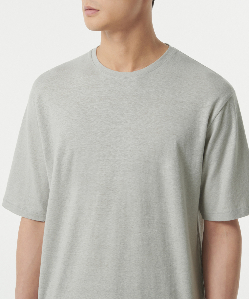 MUSINSA STANDARD（ムシンサスタンダード）の「リネンブレンドリラックスクルーネックTシャツ[マッシュルーム]（Tシャツ/カットソー・メンズ・その他・LARGE/MEDIUM/SMALL/X-LARGE/XX-LARGE）」の4枚目の写真
