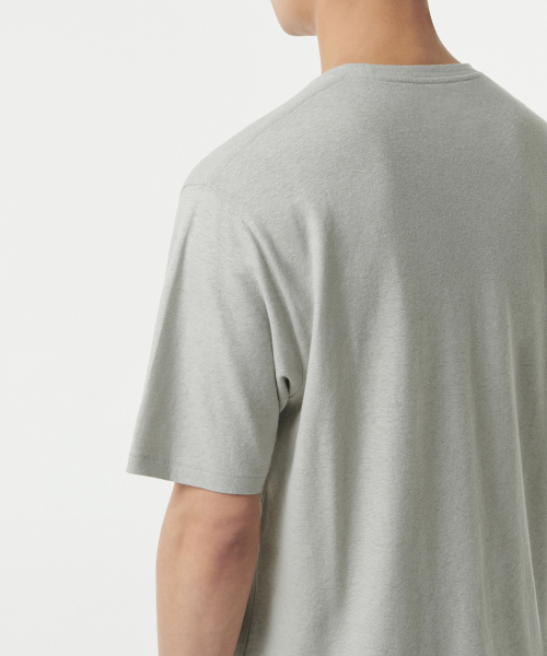 MUSINSA STANDARD（ムシンサスタンダード）の「リネンブレンドリラックスクルーネックTシャツ[マッシュルーム]（Tシャツ/カットソー・メンズ・その他・LARGE/MEDIUM/SMALL/X-LARGE/XX-LARGE）」の5枚目の写真