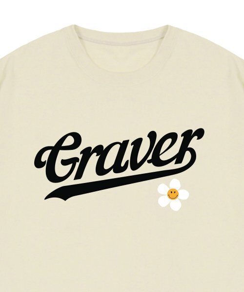 GRAVER（グレーバー）の「[UNISEX]ベースボールのロゴフラワースマイルバンファルティ_サンドベージュ（Tシャツ/カットソー・レディース・ベージュ・MEDIUM/SMALL/X-LARGE/LARGE）」の3枚目の写真
