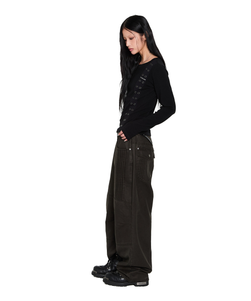 AAKAM(アーカム)の「Side Eyelet Long Sleeve (Black)(Tシャツ/カットソー・レディース・その他・1/2)」の9枚目の写真