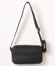 MICHAEL KORS（マイケルコース）の「COOPER EW CAMERA BAG W POUCH クロスボディ（ショルダーバッグ）」