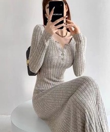 ヘンリーネックリブニットロングワンピース