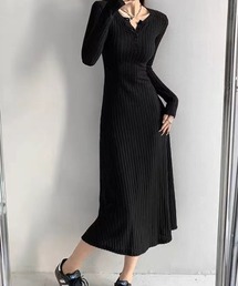ヘンリーネックリブニットロングワンピース