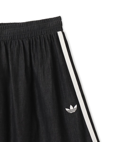 adidas(アディダス)の「adidas SUMMER GLOW DENIM SKIRT / アディダス サマーグロー デニムスカート(デニムスカート・レディース・ブラック・S/L/M)」の4枚目の写真