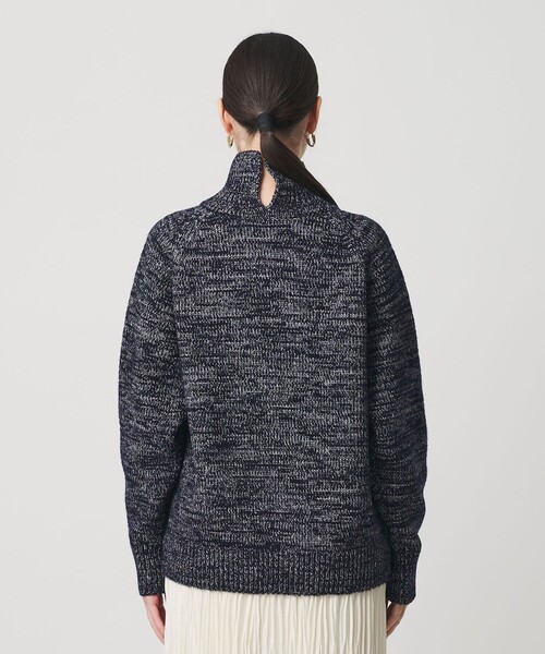 BEAUTY&YOUTH UNITED ARROWS（ビューティーアンドユースユナイテッドアローズ）の「ミックスカラー ラメ タートルネック ニットプルオーバー（ニット/セーター・レディース・ベージュ/ネイビー・FREE）」の14枚目の写真