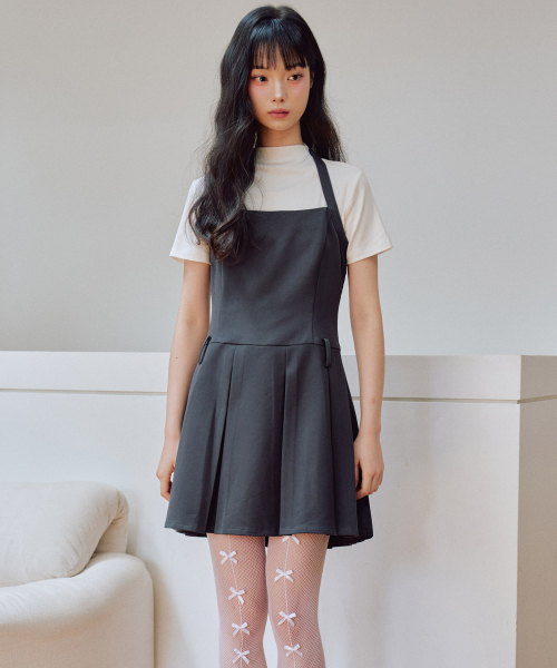 ZEROPLANET（ゼロプラネット）の「ダリンビスチェプリーツミニワンピース[チャコール]（ワンピース・レディース・その他・SMALL/MEDIUM）」の4枚目の写真