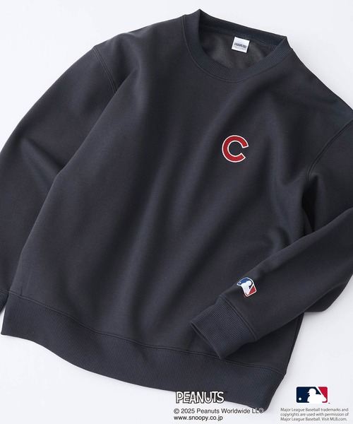 PEANUTS（ピーナッツ）の「【PEANUTS×MLB】オリジナルデザイン KIDS裏起毛トレーナー キッズサイズ ヤンキース ドジャース カブス キャラクター（スウェット・キッズ・ブラック系その他3/ベージュ系その他3/グレー系その他/グレー系その他2/ブルー系その他/ベージュ系その他2・140cm/150cm/160cm/130cm）」の2枚目の写真
